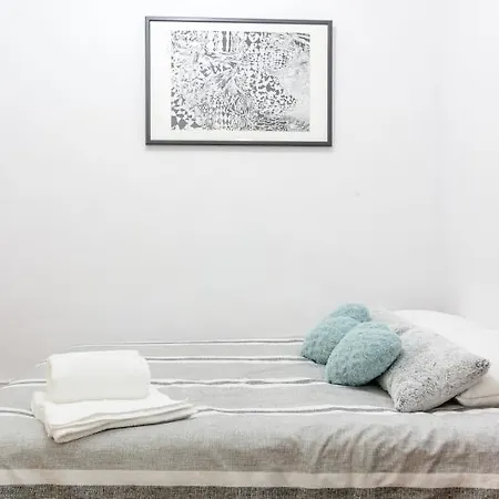 Apartman Santa Catarina House With Backyard Lisboa